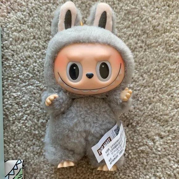 Labubu The Monsters Exciting Macaron Sesame bean - Picture 4 of 8